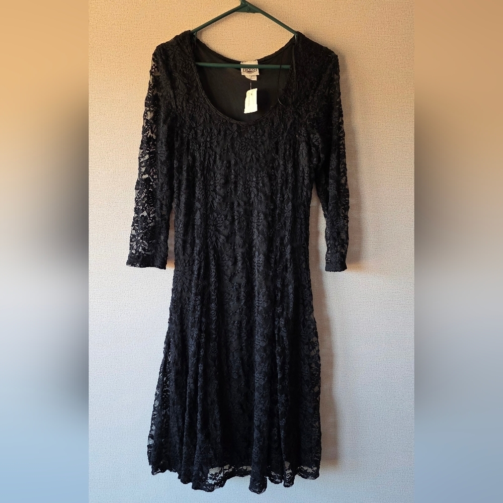 Chic Black Lace Long Sleeve Dress